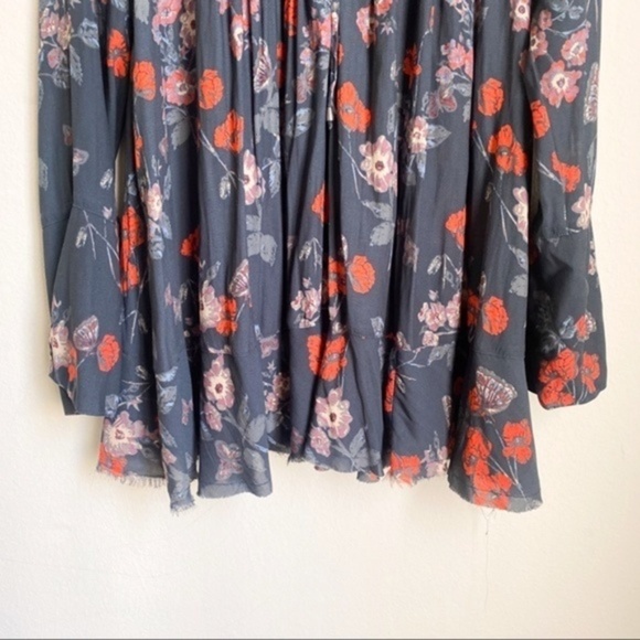 Free people Pebble Crepe So Fine Smoked Tunic Top - Picture 4 of 12